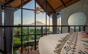 Kintamani Sari Hills
